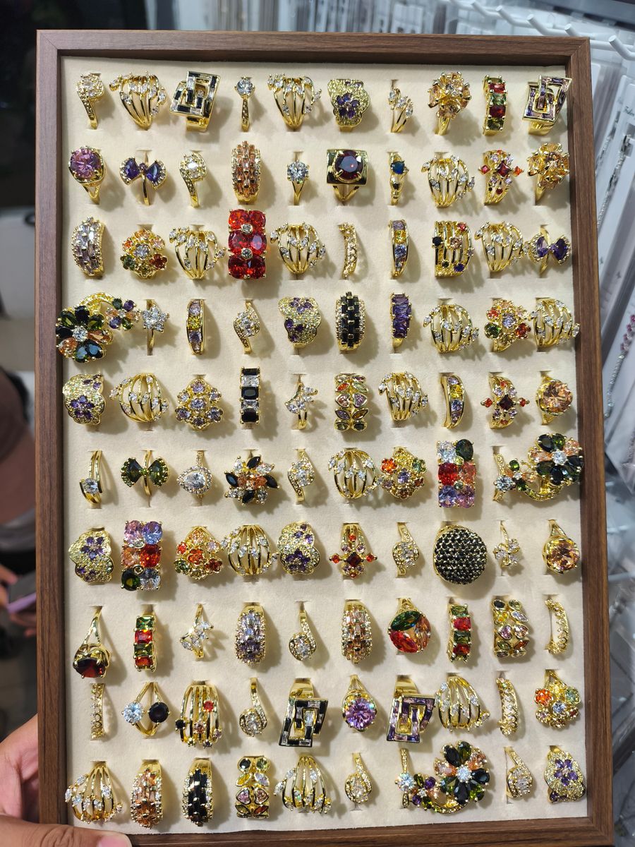 Factory Wholesale Rings — Gold-Plated Copper, Zircon & Moissanite