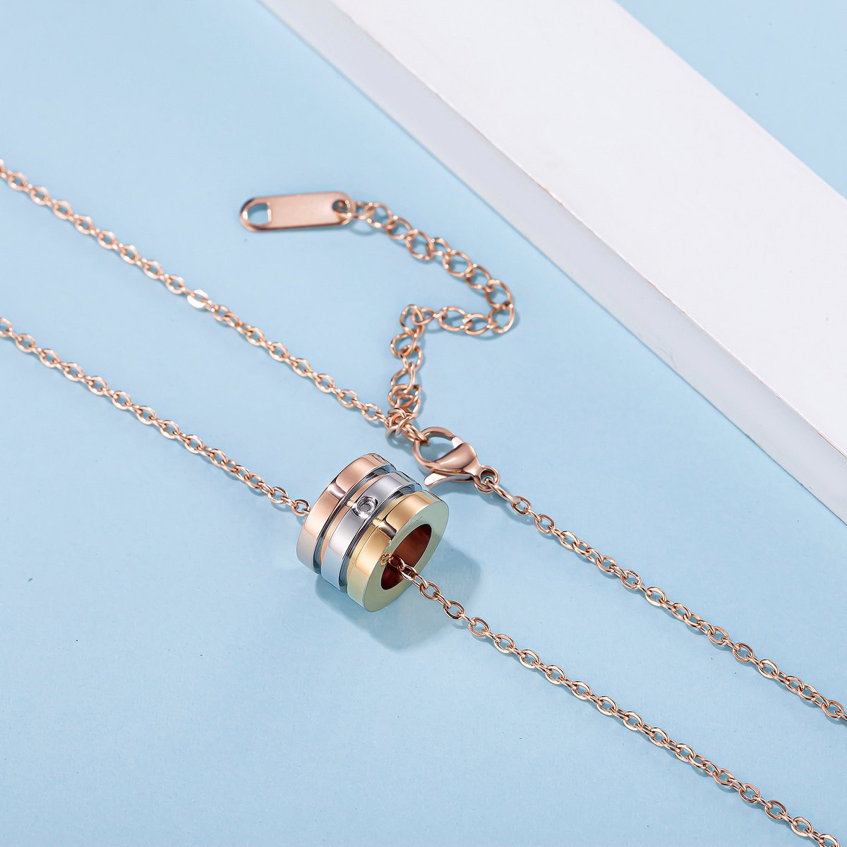 Click to enlarge N724 — 4 — AGJewel